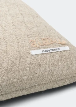 aiayu Puder*Raul llama wool pillow - 50x50